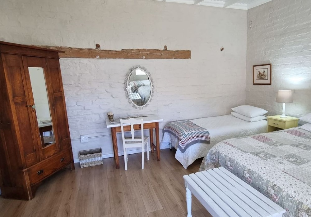 Swallow Room photo 2