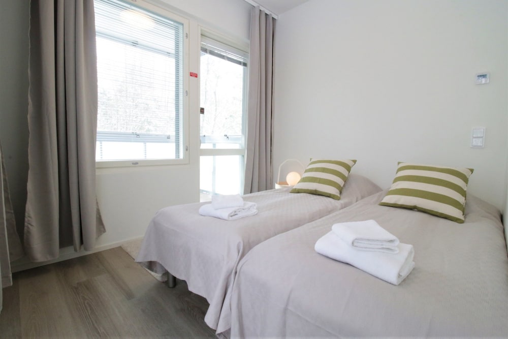 Basic Apartment photo 3