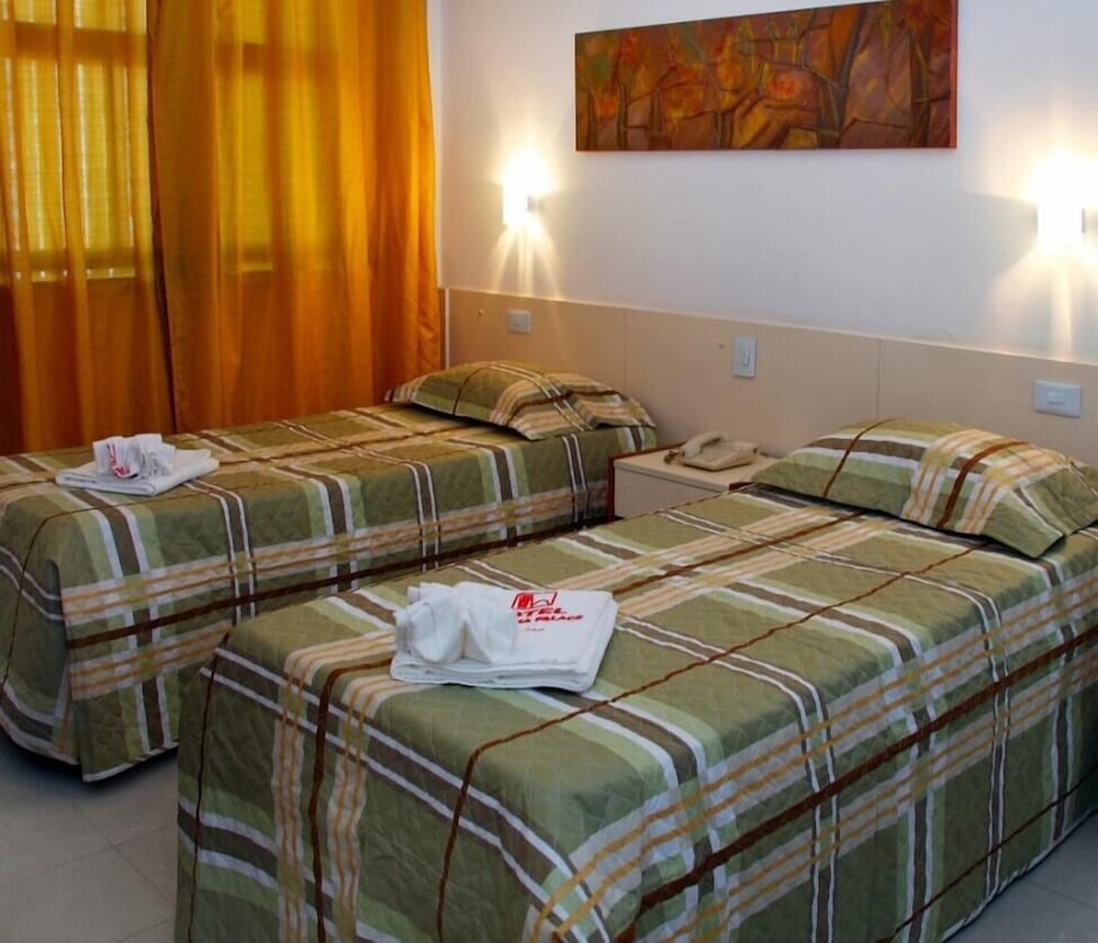 Deluxe Twin Room photo 1