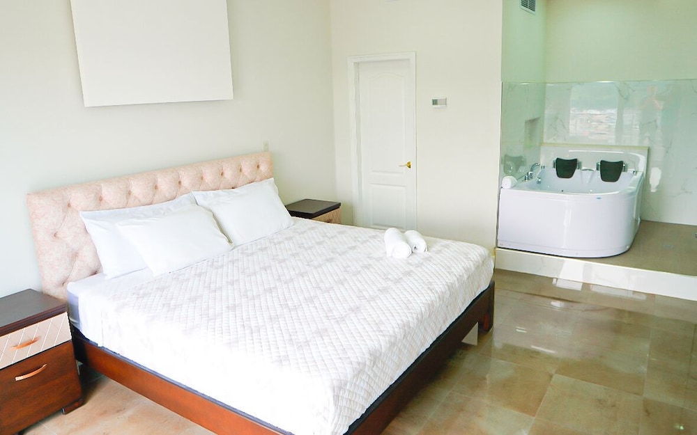 Presidential Suite, Balcony