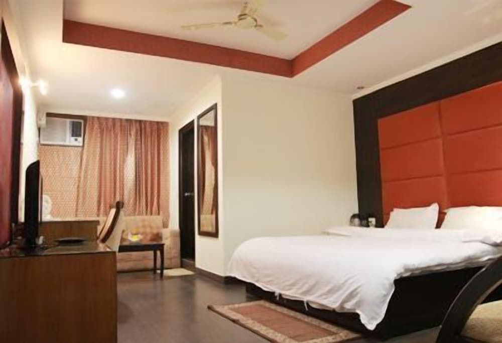 Super Deluxe Room