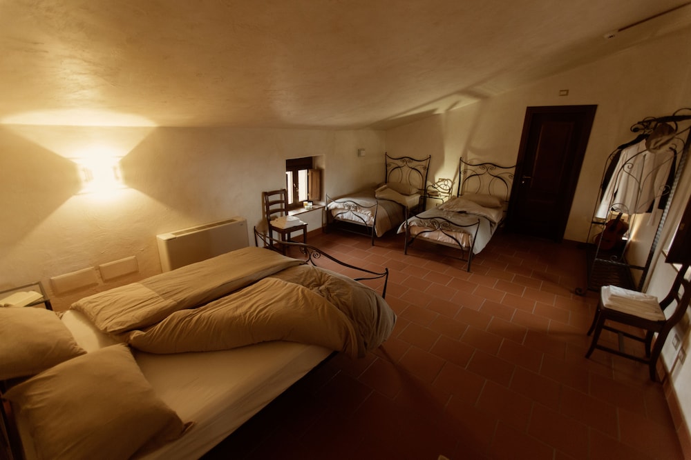 Family Quadruple Room, Courtyard View photo 1
