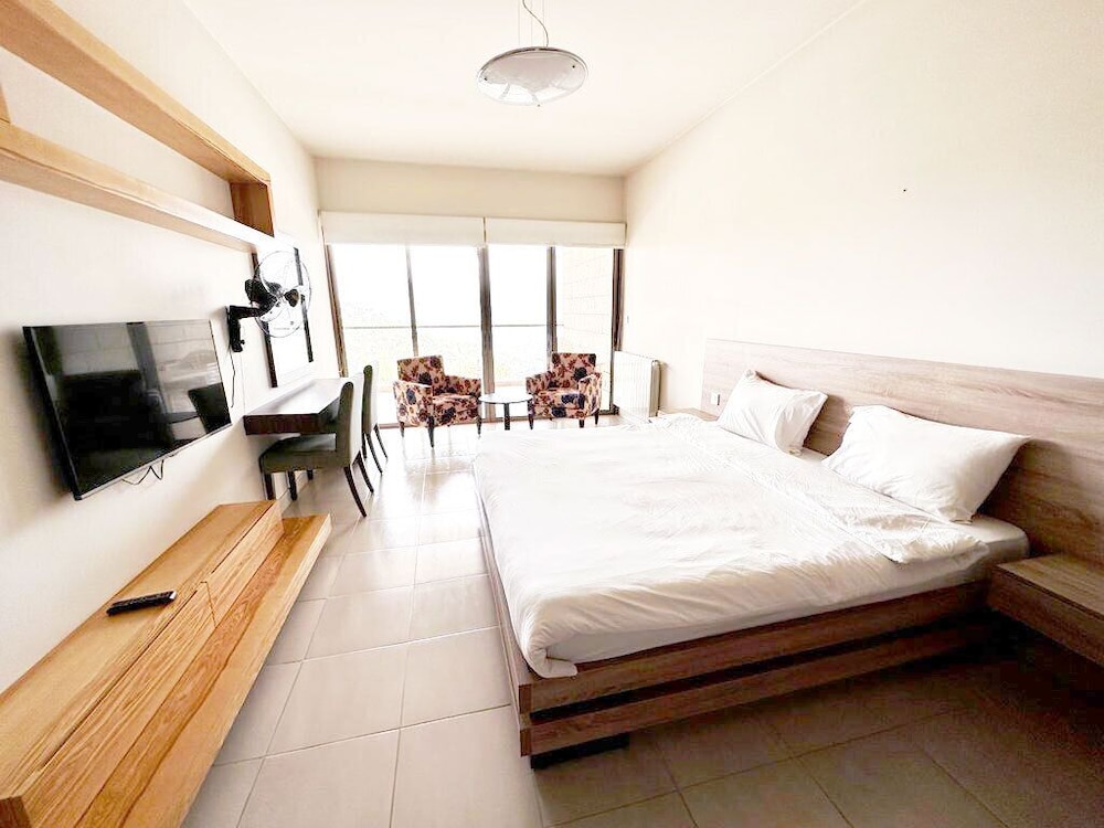 Family Apartment, 3 Bedrooms photo 3