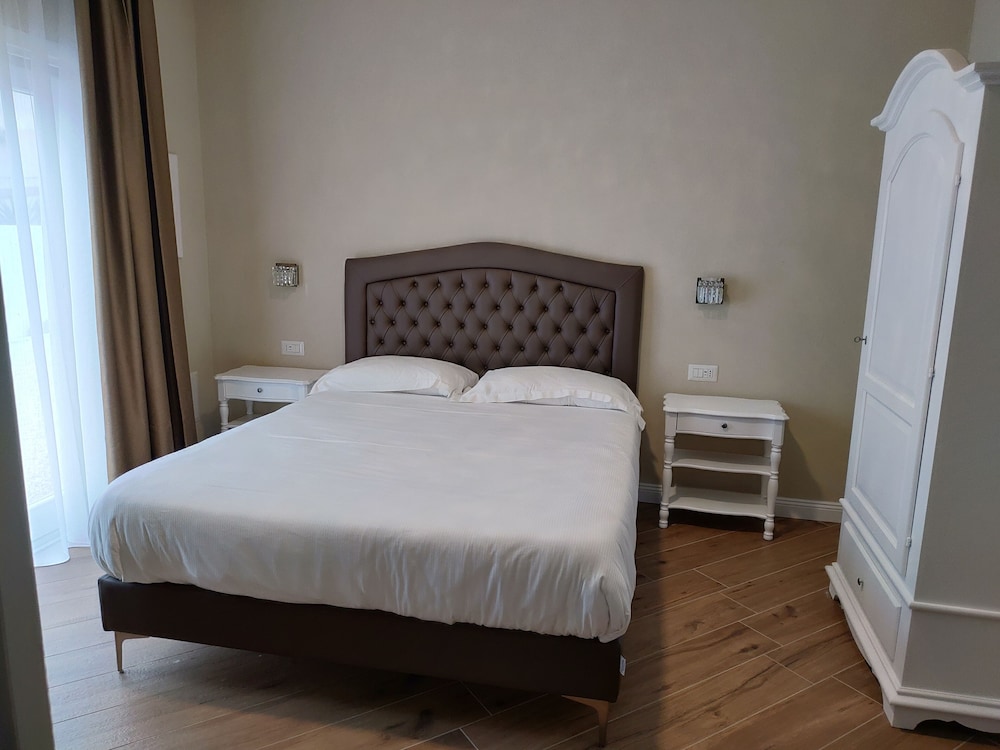 Classic Double Room photo 3