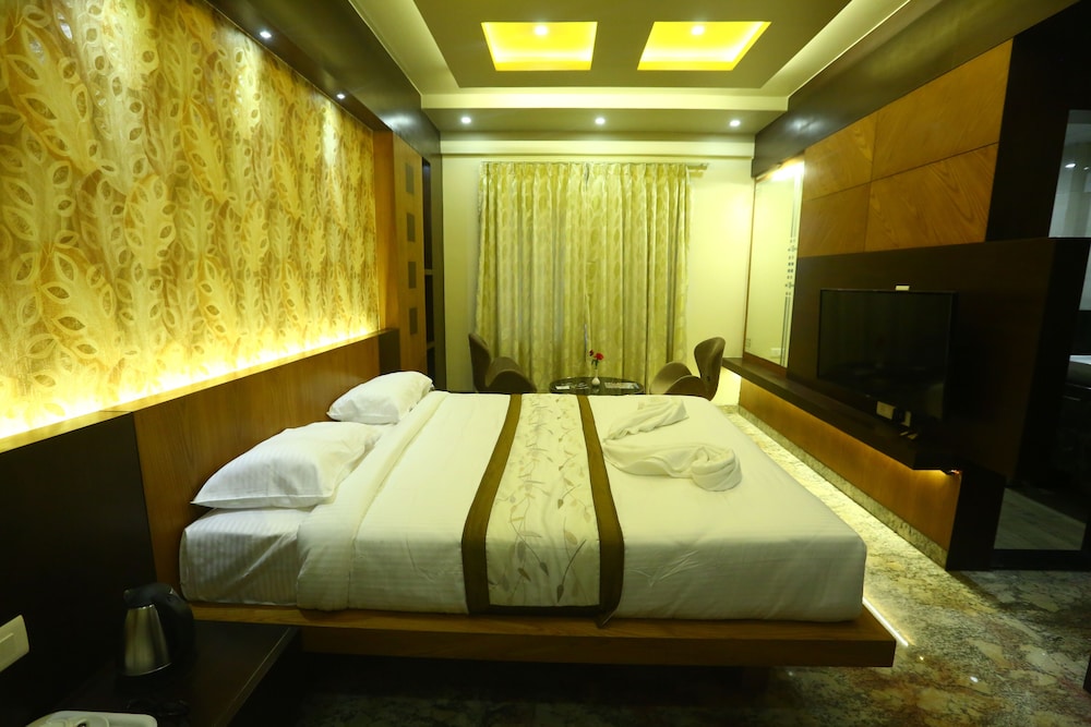 Executive Room - Photo 10