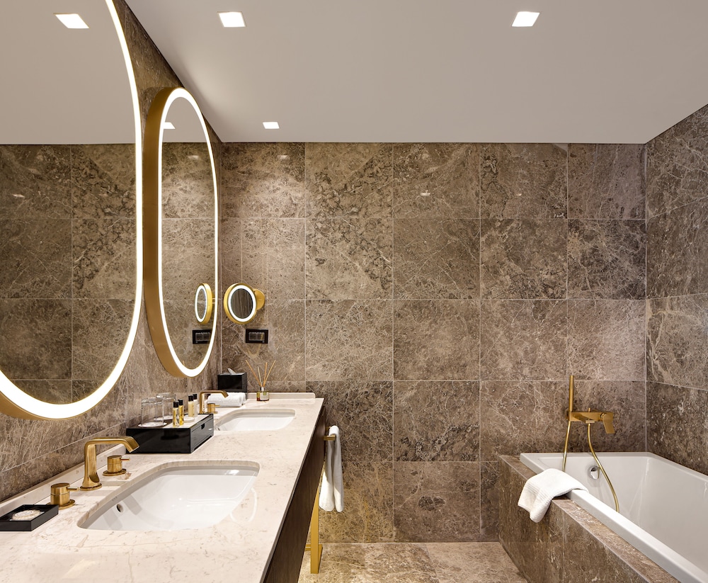 Presidential Suite photo 2