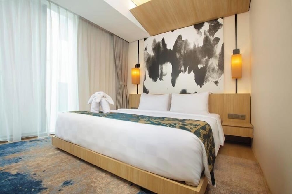Deluxe Double Room, Smoking