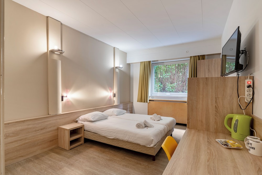 Basic Twin Room - Photo 6