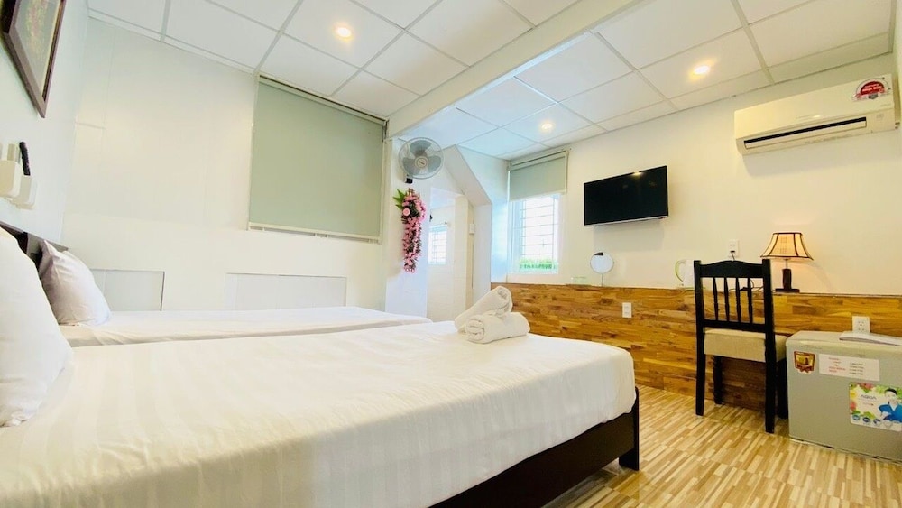 Basic Double or Twin Room photo 3