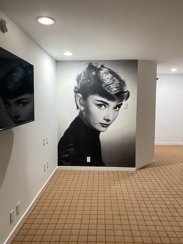 Standard Room, 2 Queen Beds