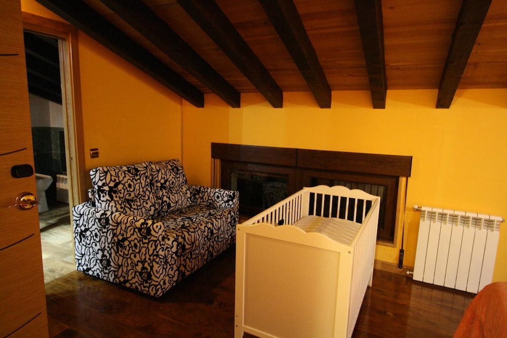 Twin Room, Kitchen (+ Extra Bed) photo 3