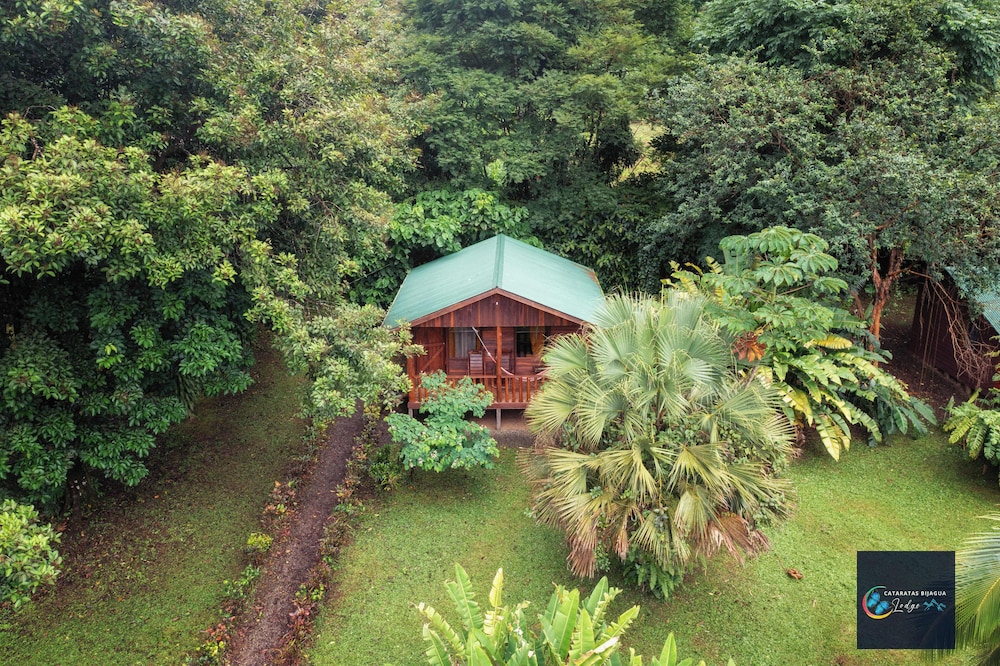 Superior Bungalow photo 2