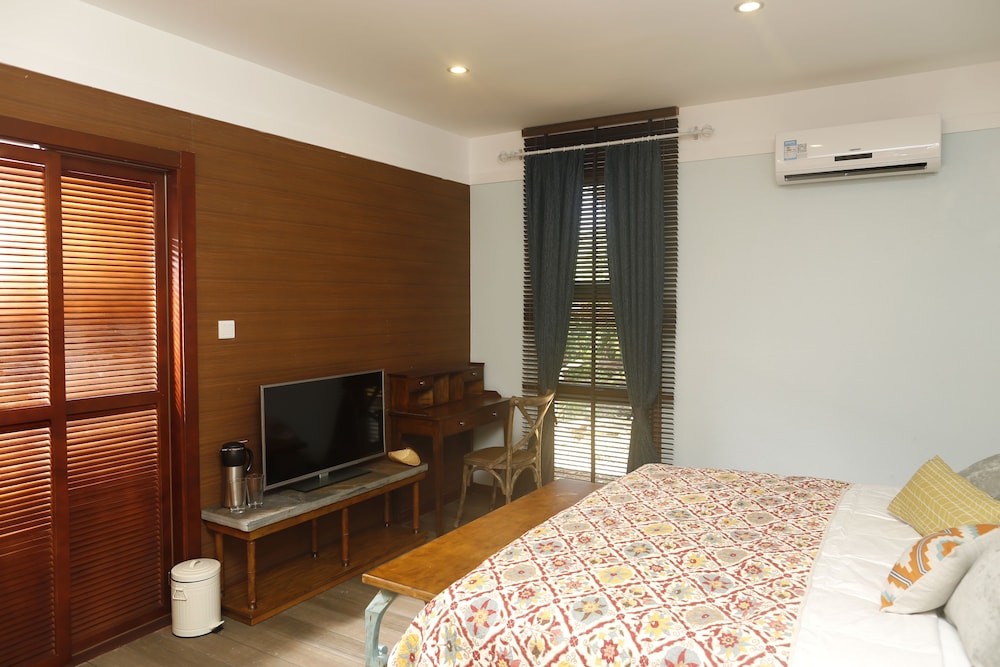 Elite Condo photo 1