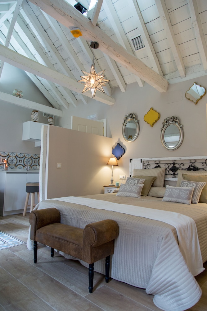 Premier Triple Room, Multiple Beds