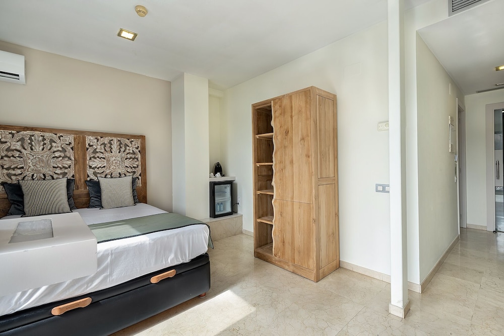 Superior Penthouse photo 2