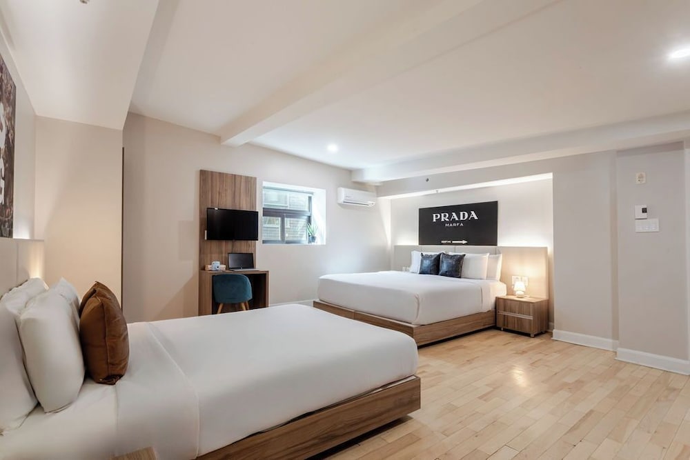Deluxe Room, 2 Queen Beds - Photo 5