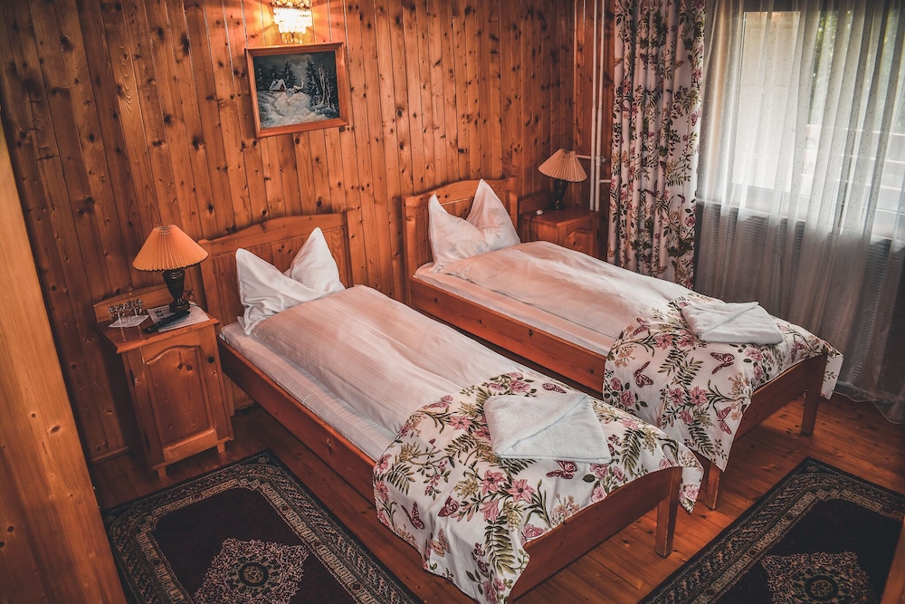 Economy Double Or Twin Room photo 1