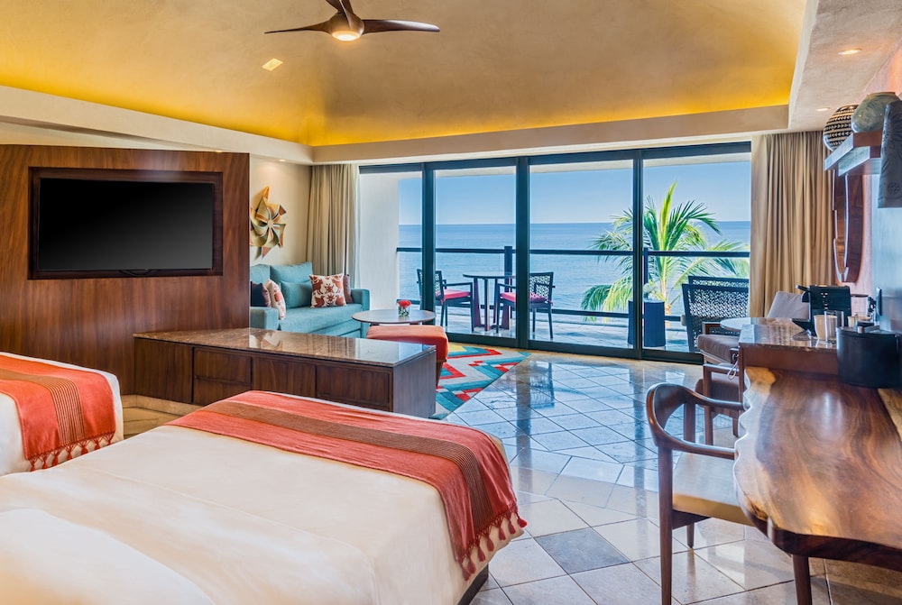 Club Ocean View Suite Double photo 2