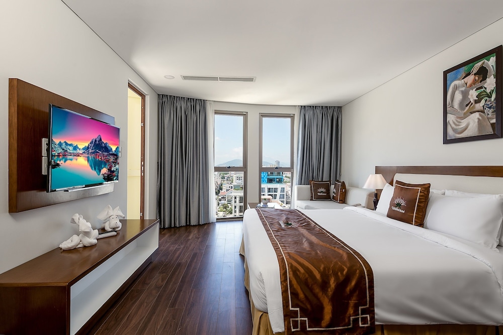 Superior Apartment, 1 Bedroom, Partial Ocean View photo 1