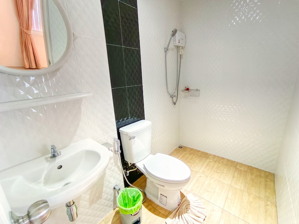 Deluxe Double Room - Photo 7