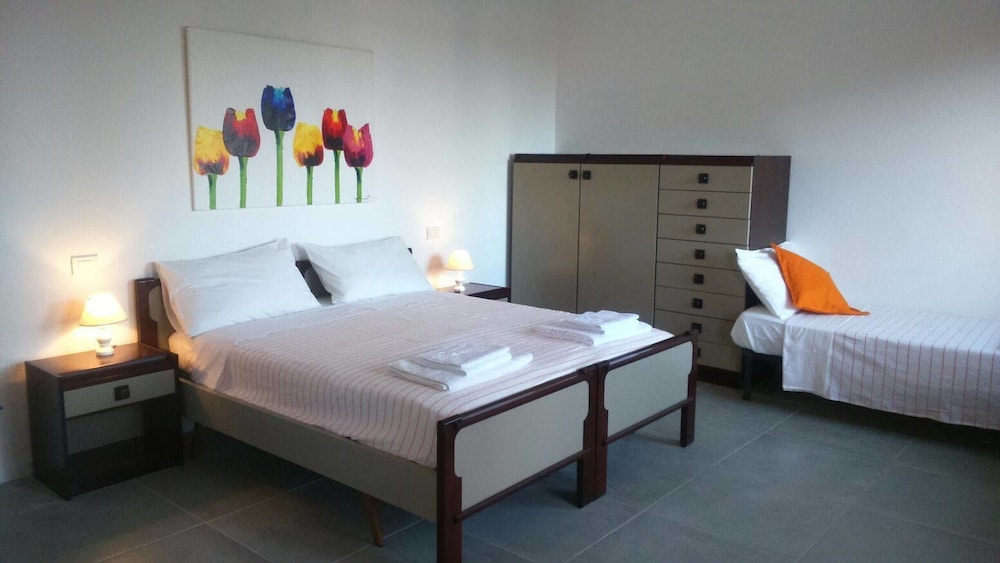 Triple Room, Terrace photo 1