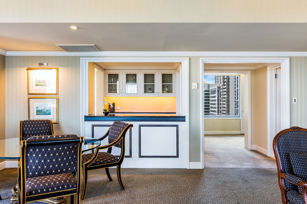 Stamford Suite - Photo 9