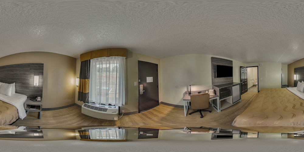 Standard Room, 1 King Bed, Non Smoking - Photo 2