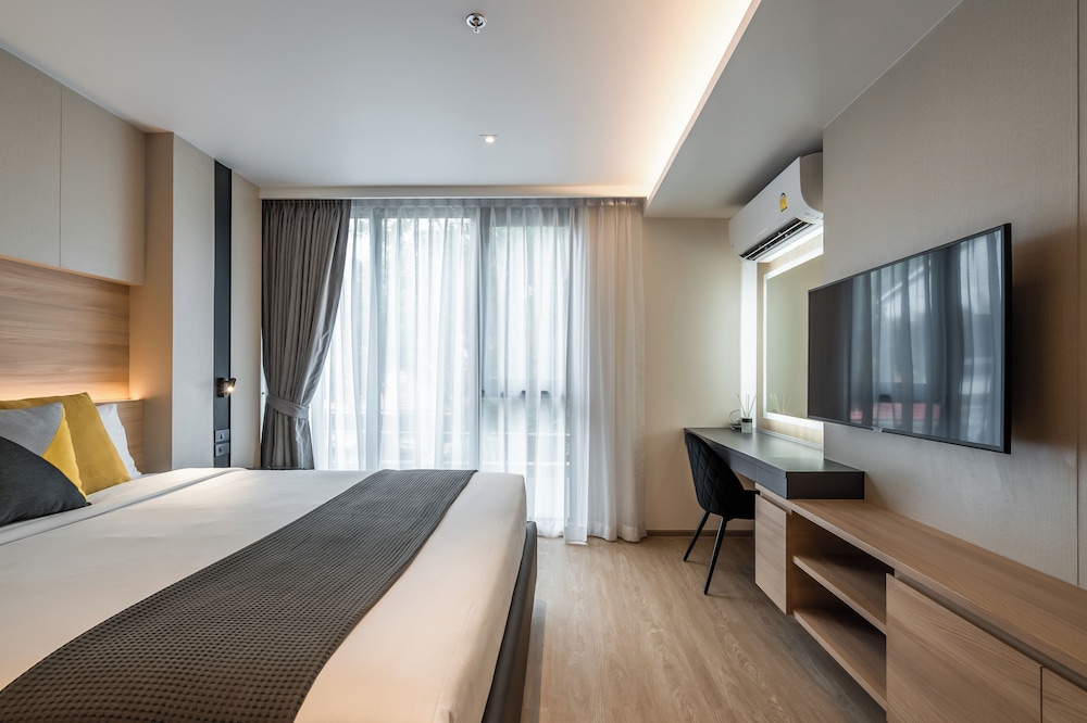 One Bed Room with Bathtub photo 3