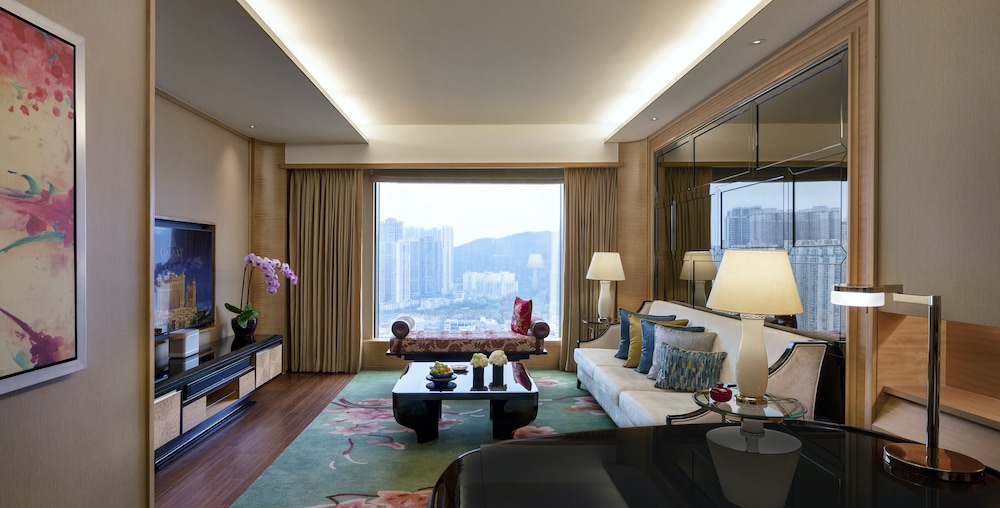 Galaxy Suite photo 2