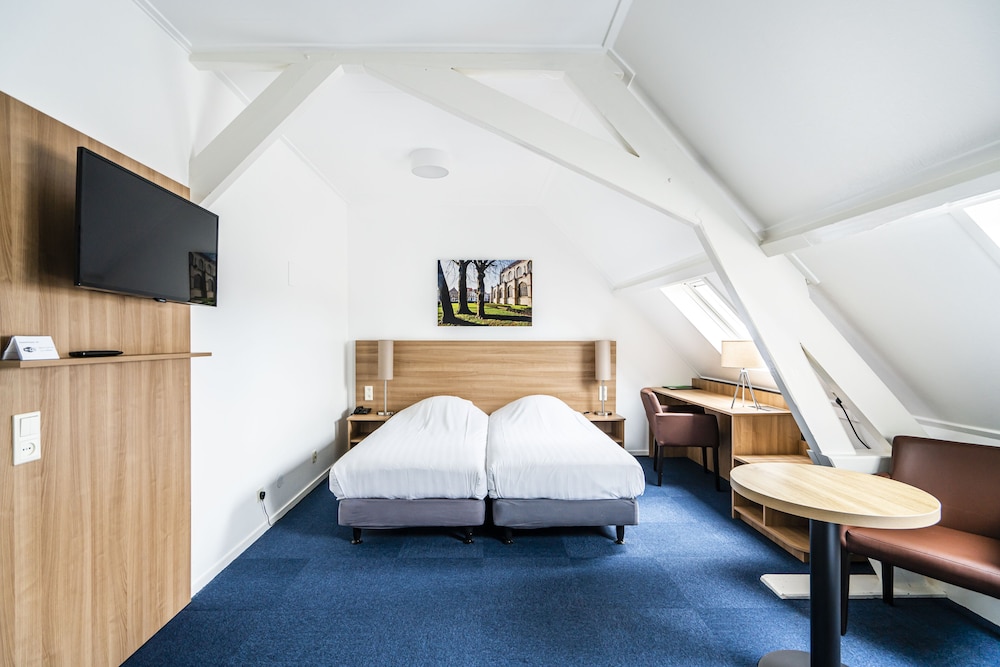 Comfort Twin Room