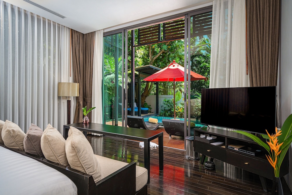 Villa, 1 King Bed (Private Pool) - Photo 6