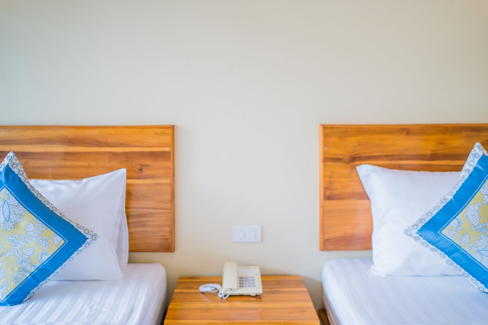 Superior Double or Twin Room Garden View photo 2