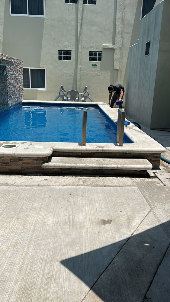 Standard Triple Room, Multiple Beds, Shared Bathroom, Courtyard View photo 3