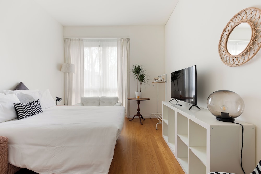 Appartamento con 2 Camere da Letto, Via Legnano 8