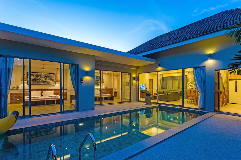 2-Bedroom Villa with Private Pool photo 1