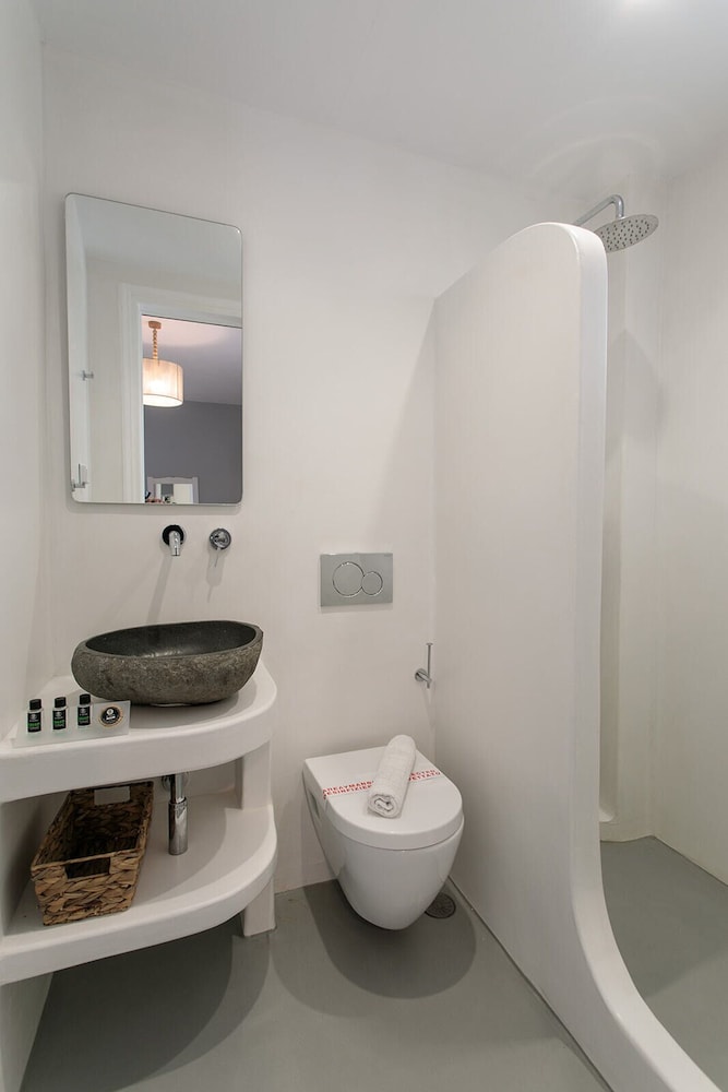 Standard Studio - Photo 7