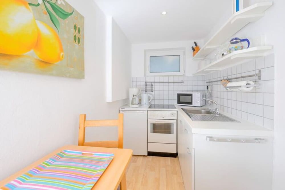 Apartment photo 2