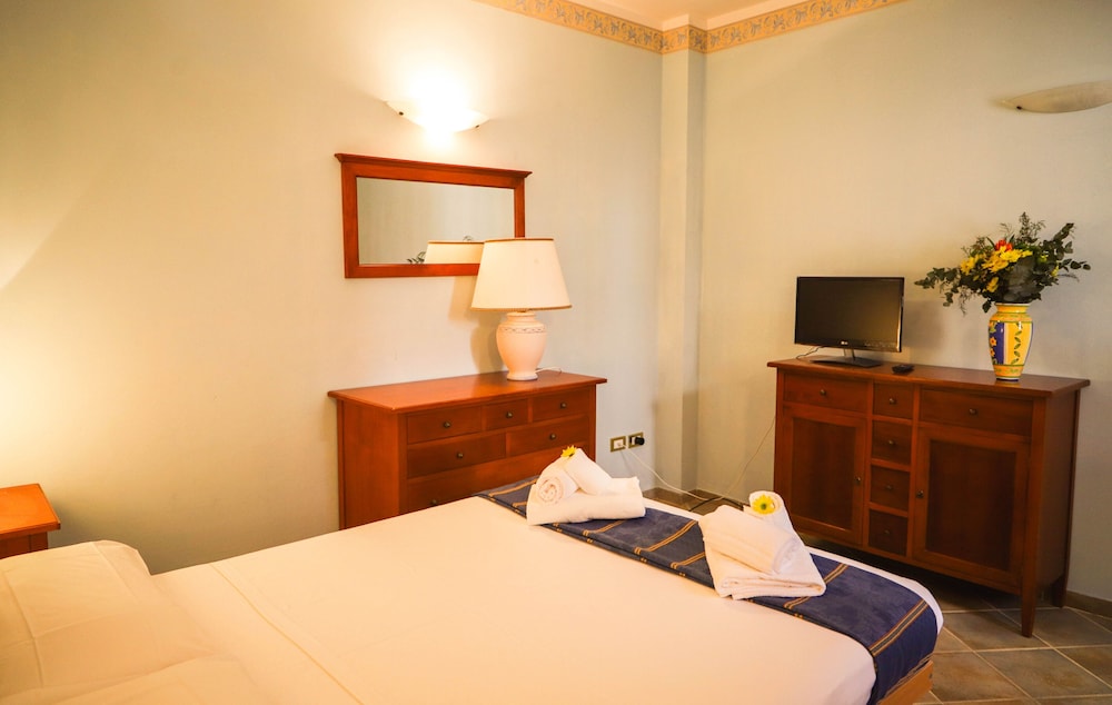 Economy Quadruple Room photo 2