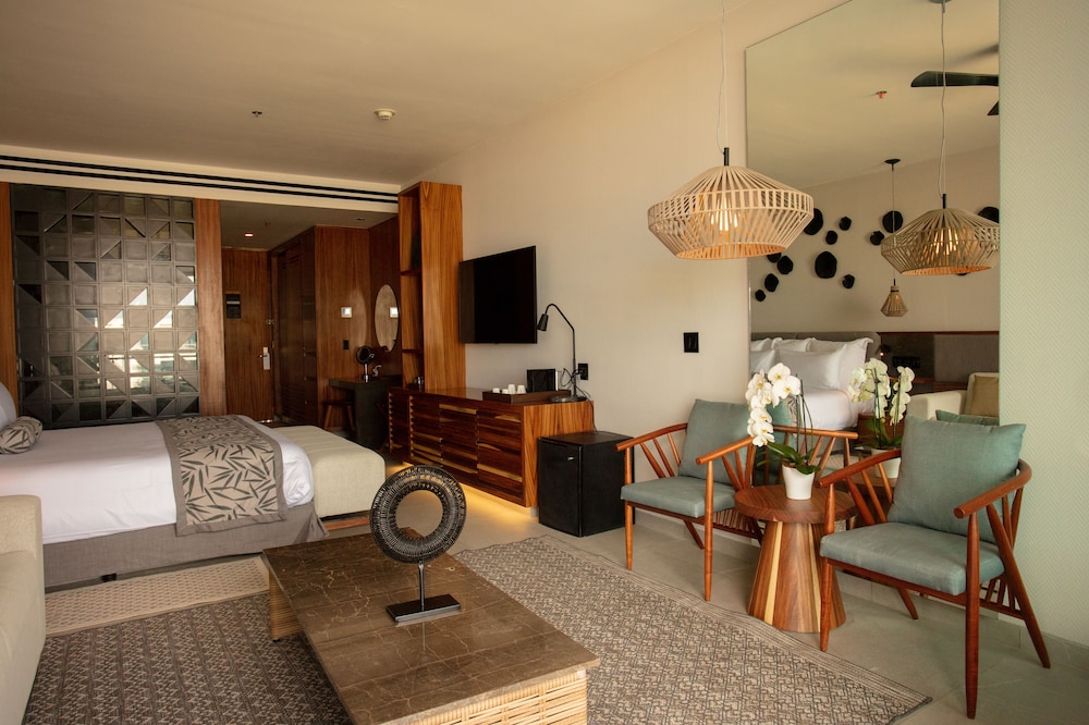 Junior Suite Panoramic View