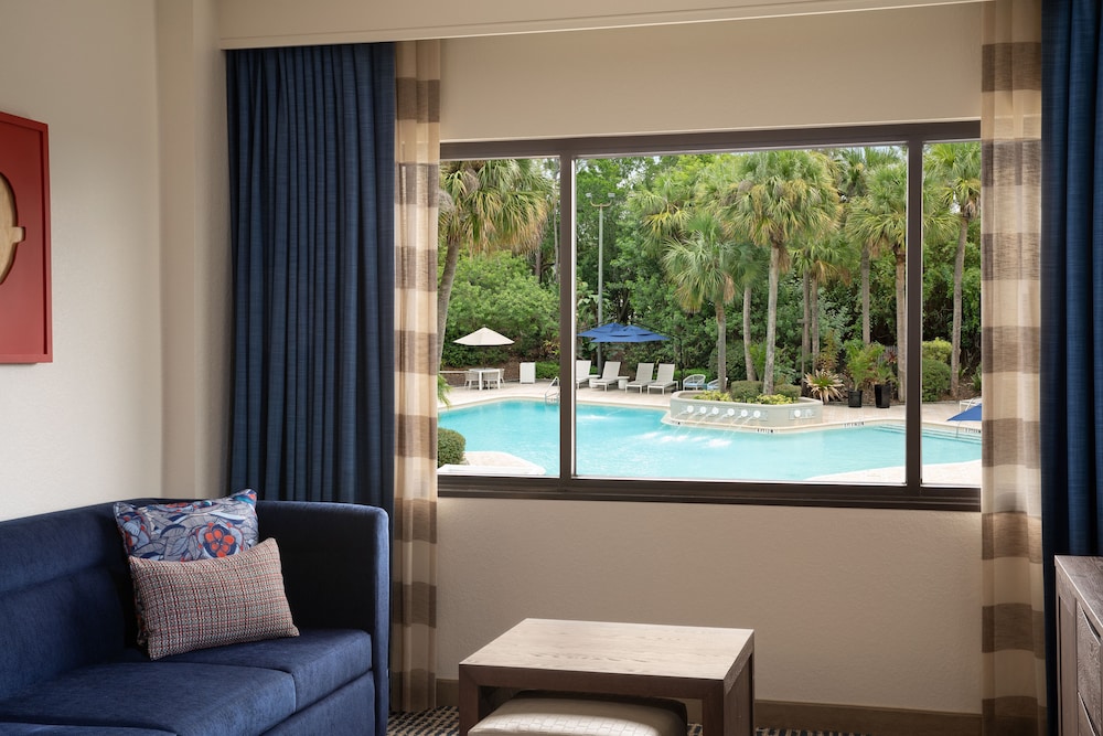 Suite, 1 Bedroom, Pool View