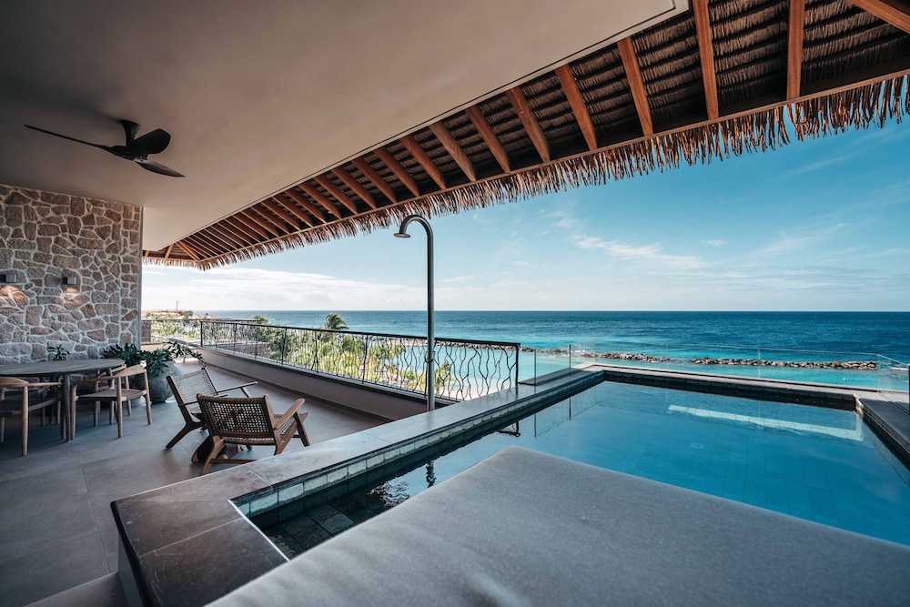 Luxury Penthouse, 2 Bedrooms, Sea View thumbnail 5