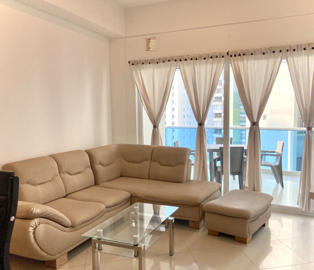 Grand Apartment