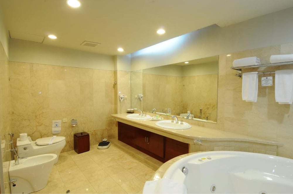 Suite (Homann) photo 3