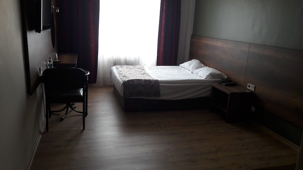 Deluxe Suite photo 1