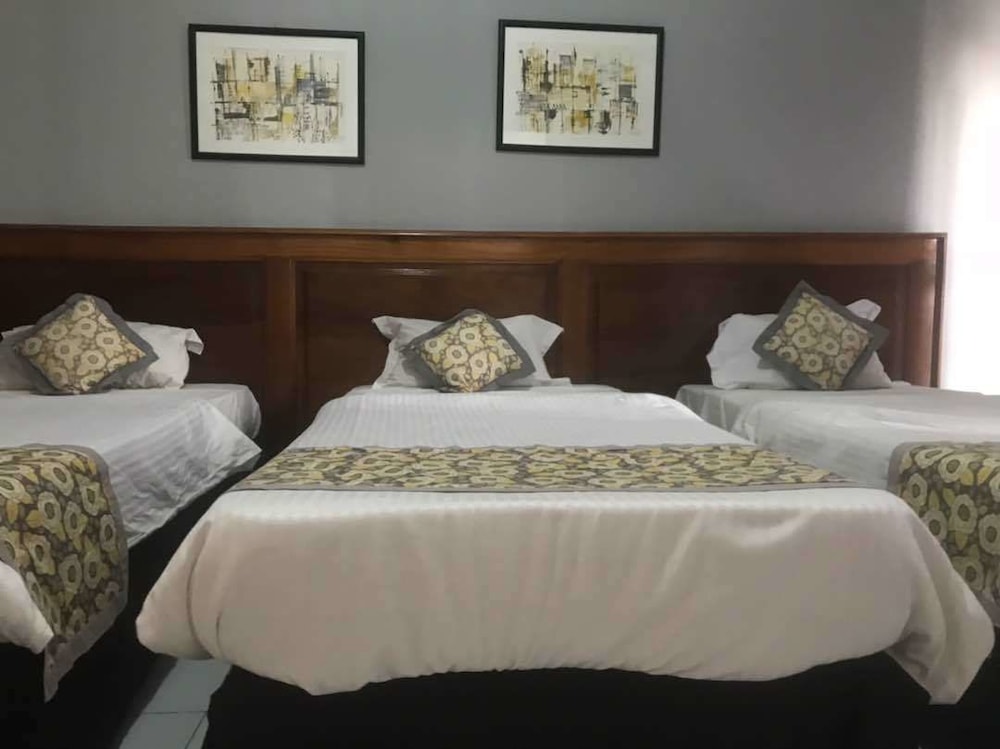 Triple Room - Photo 5