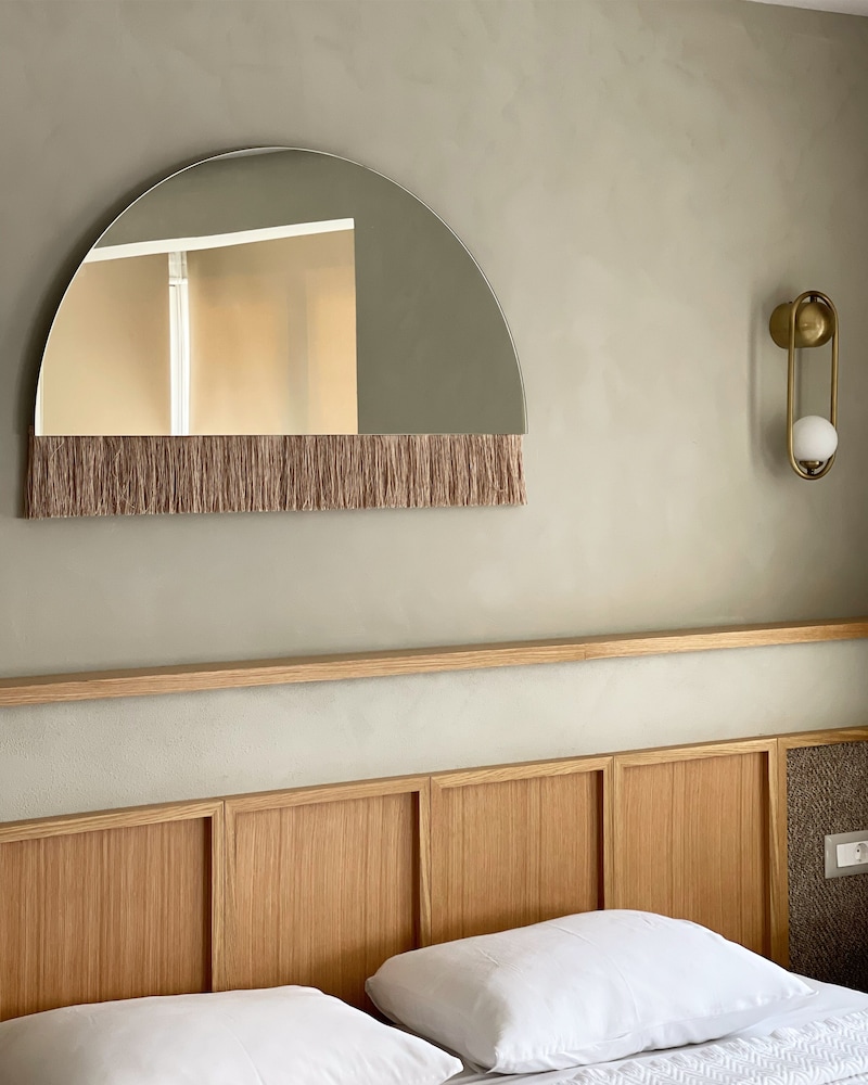 Deluxe Double Room, 1 King Bed, City View, Executive Level photo 2