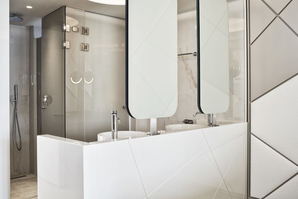 Deluxe Bungalow, Pool Access, Garden View (Swim up)