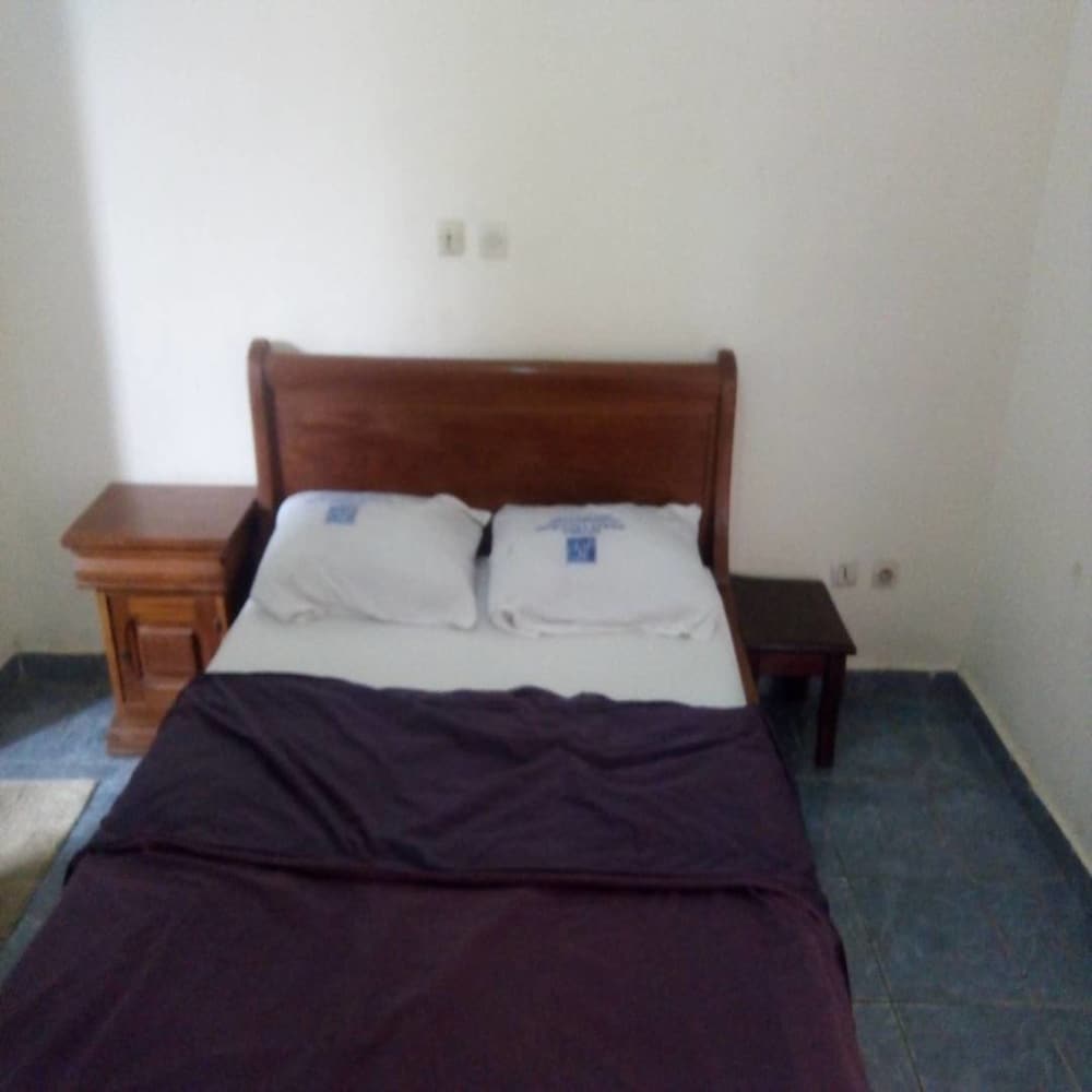 Classic Single Room, 1 Bedroom, Non Smoking, Courtyard View