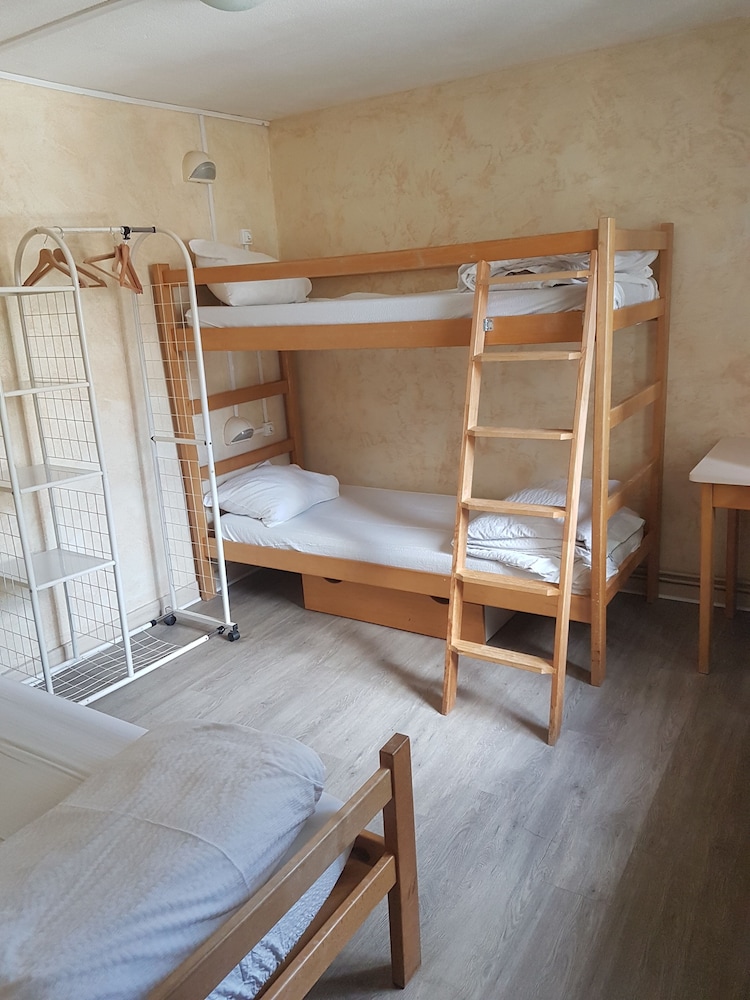 Shared Dormitory, Female Only (Bed in 3) photo 2
