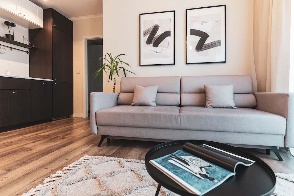Comfort Apartment, 1 Bedroom (Pure Rental Apartments C2224)